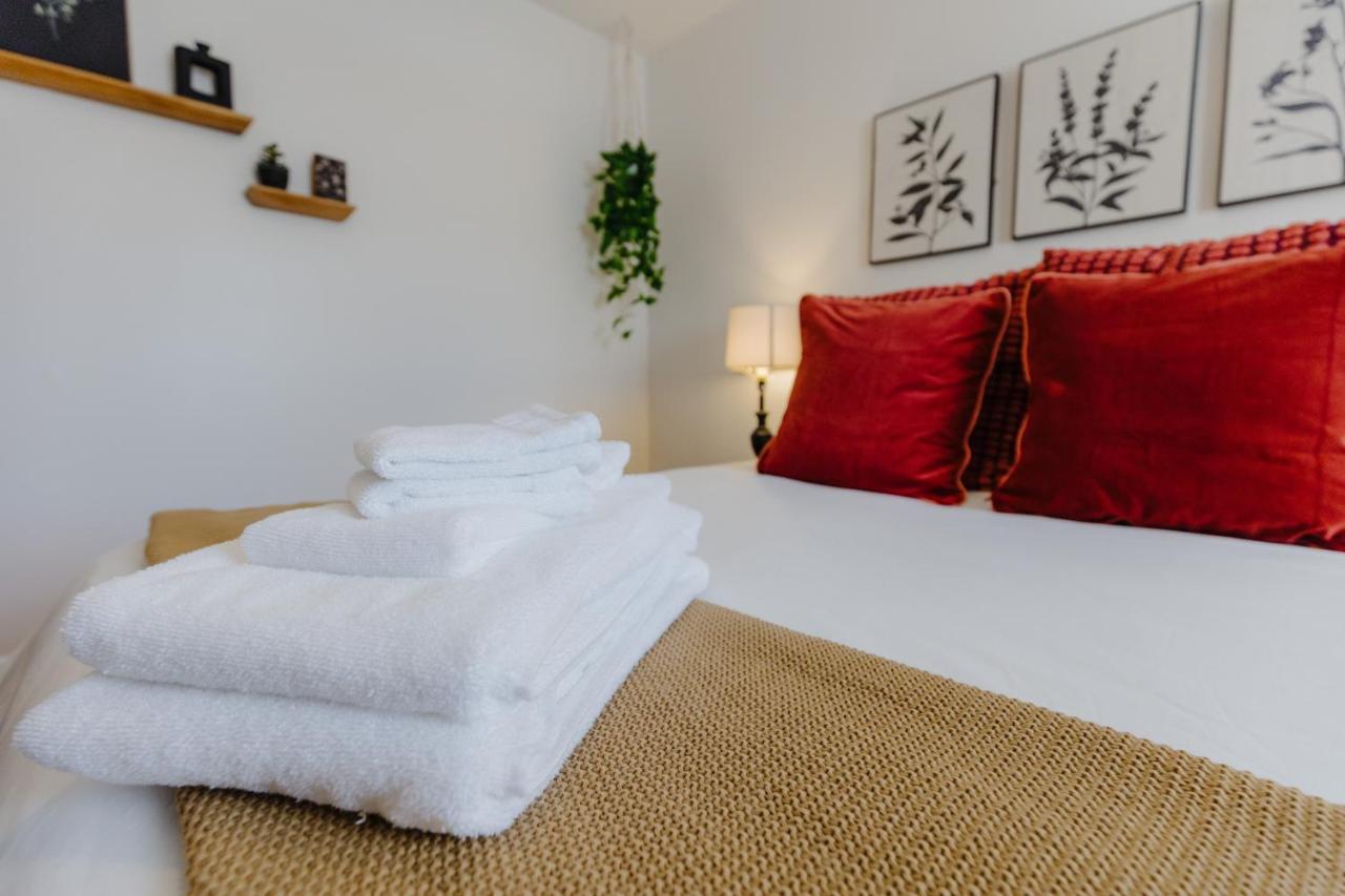 Centrally Located 2Br Overton Square Unit 2 Fast Wifi Free Parking Yes Pets Мемфис Экстерьер фото