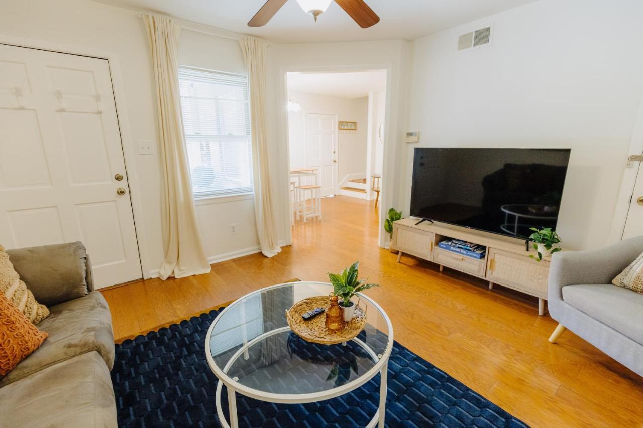 Centrally Located 2Br Overton Square Unit 2 Fast Wifi Free Parking Yes Pets Мемфис Экстерьер фото