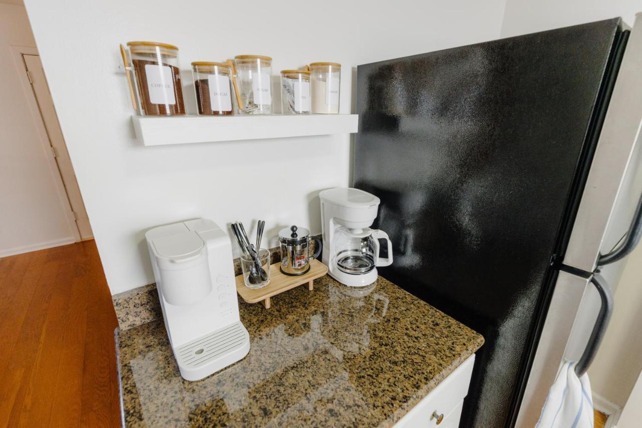 Centrally Located 2Br Overton Square Unit 2 Fast Wifi Free Parking Yes Pets Мемфис Экстерьер фото