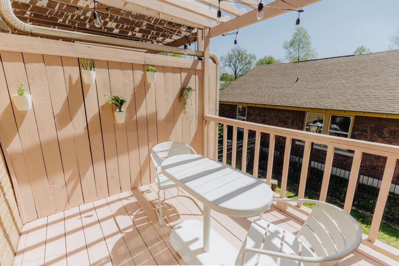 Centrally Located 2Br Overton Square Unit 2 Fast Wifi Free Parking Yes Pets Мемфис Экстерьер фото