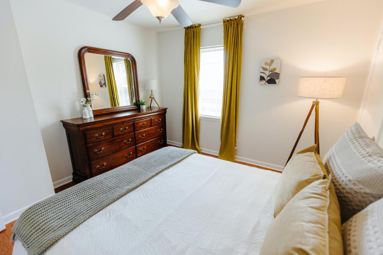 Centrally Located 2Br Overton Square Unit 2 Fast Wifi Free Parking Yes Pets Мемфис Экстерьер фото
