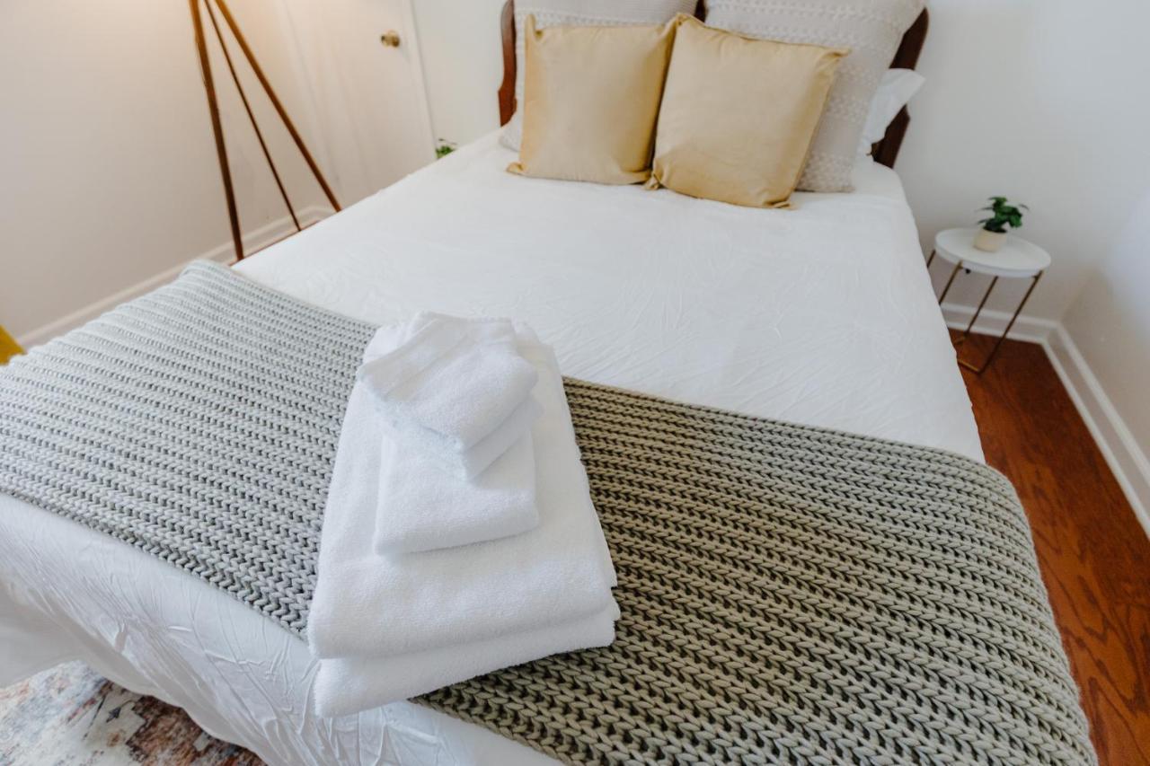 Centrally Located 2Br Overton Square Unit 2 Fast Wifi Free Parking Yes Pets Мемфис Экстерьер фото